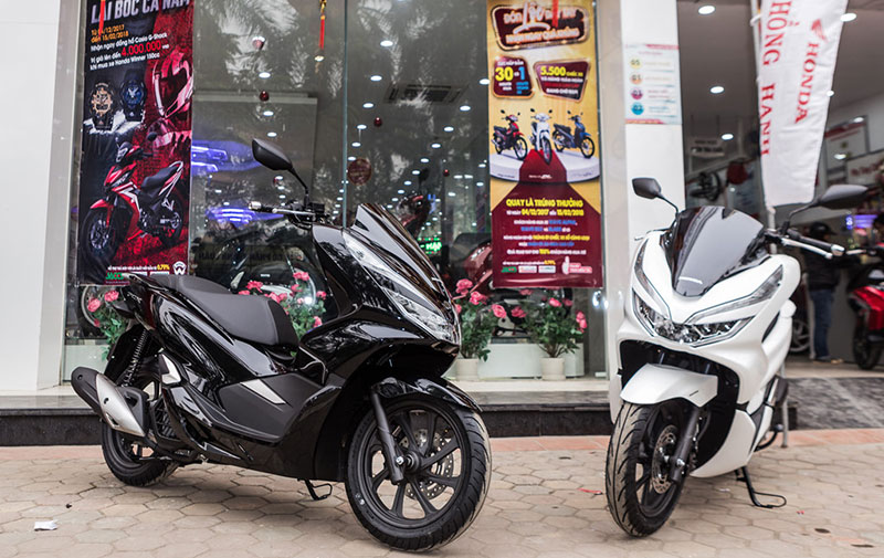 Chi tiết Honda PCX 2018 mới bán tại Việt Nam